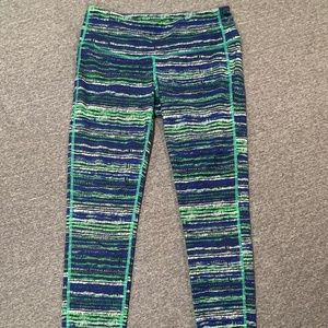 Athleta Retreat Chaturanga Ankle Legging Green Blue Stripe Size Small